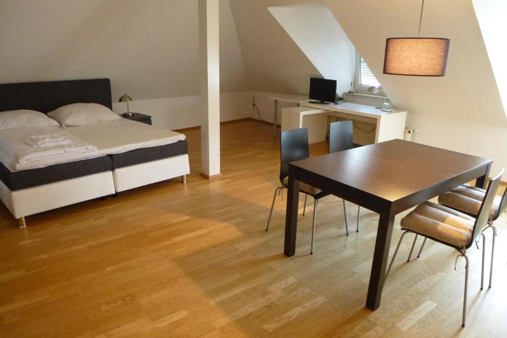 Zum Loewen Ξενοδοχείο Bad Homburg vor der Höhe Δωμάτιο φωτογραφία